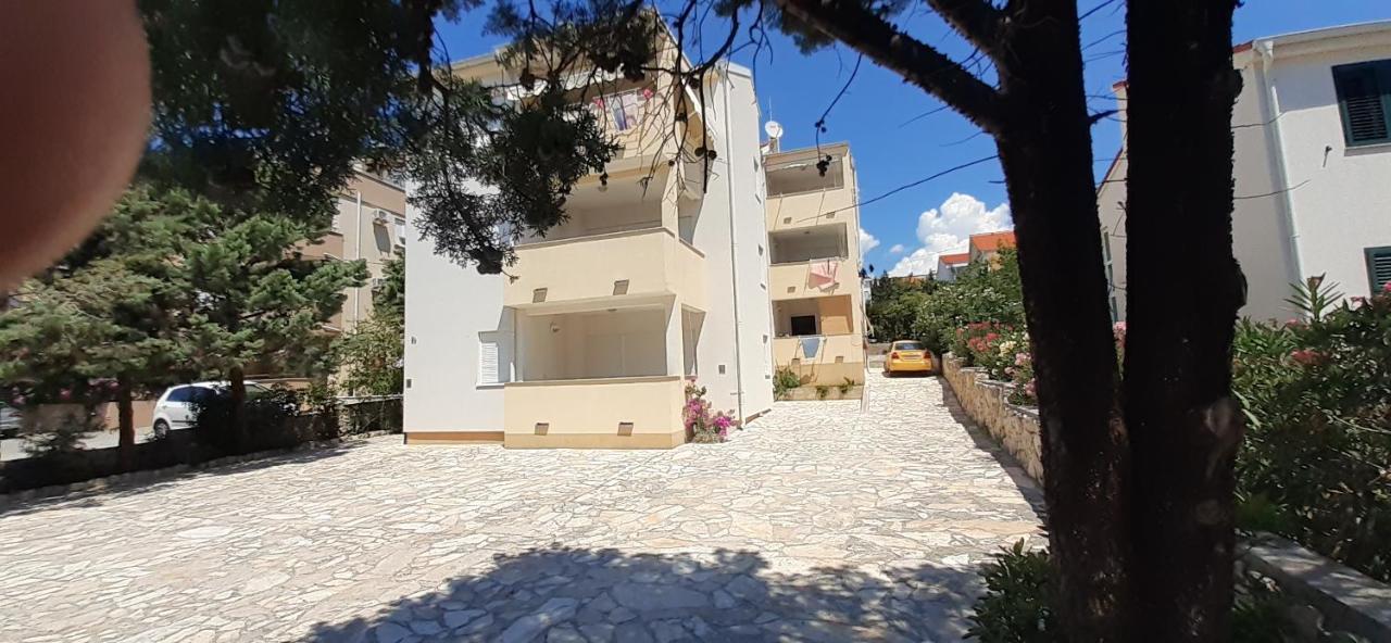 Apartments President Novalja Dış mekan fotoğraf
